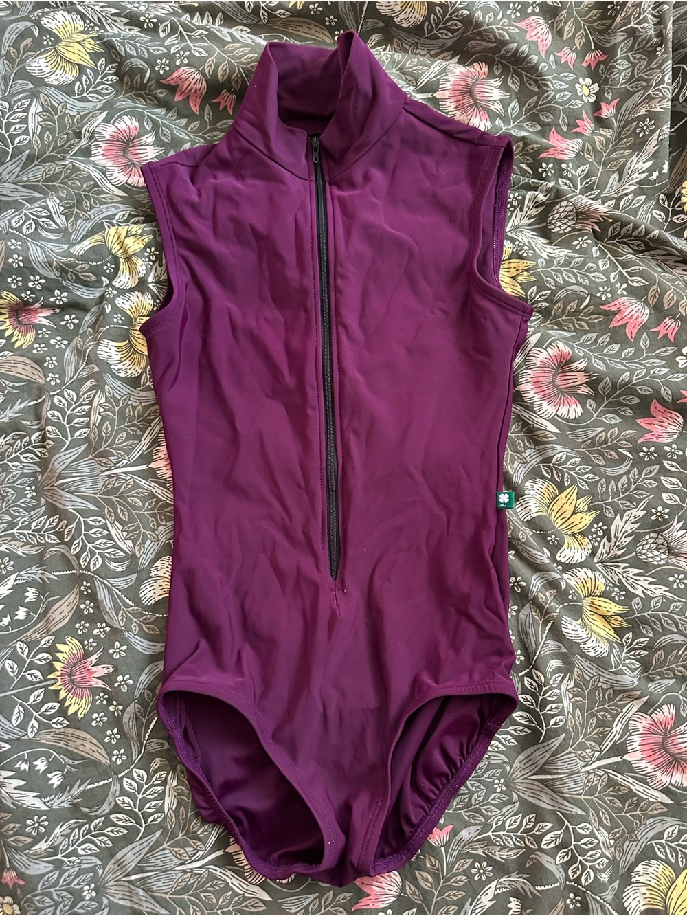 Plum Zip-up Luckyleo